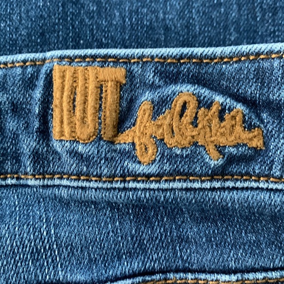 Kut from the Kloth Emma Ankle Straight Jean - Picture 12 of 16